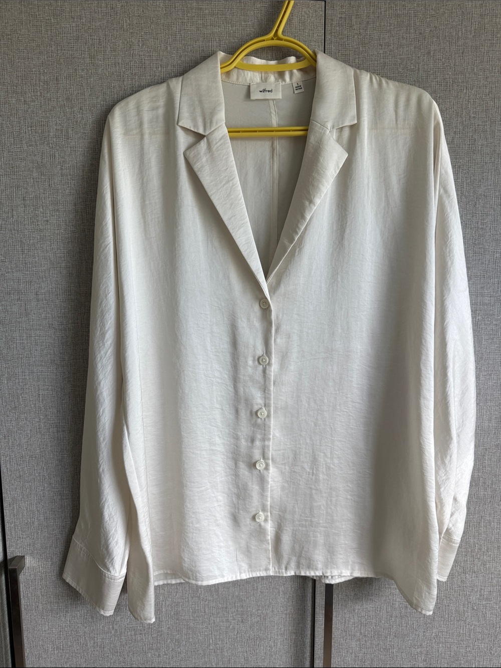Wilfred Cream Satin Freeform Button-Up Shirt